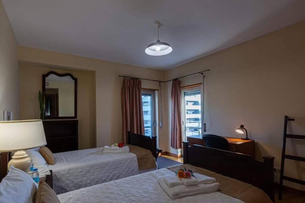 S.George Apartment Πόντα Ντελγκάντα Εξωτερικό φωτογραφία